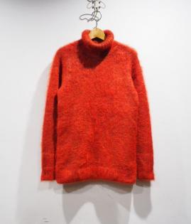 ▶︎ TURTLE NECK MOHAIR KNIT